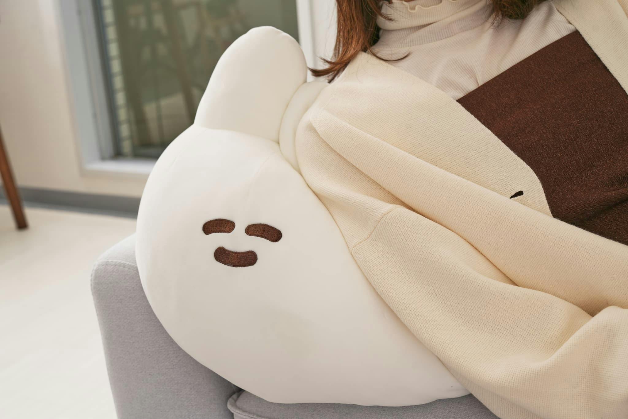 もちもちでよく伸びる♪口の悪いうさちゃんクッション化プロジェクト