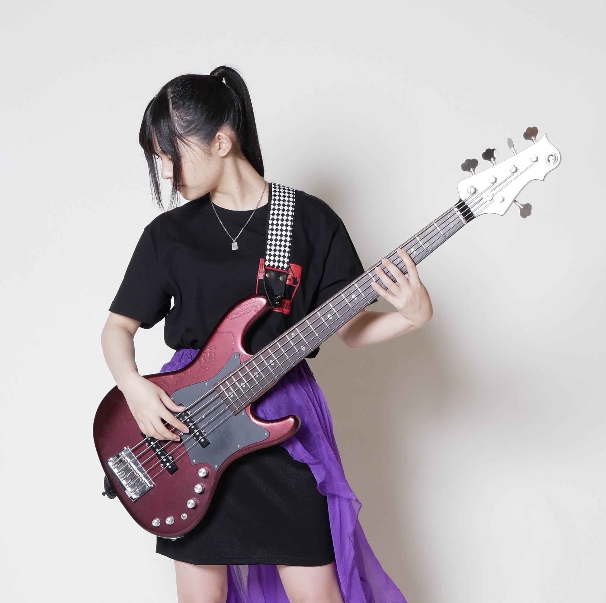 Fami ふぁみ　卒業アルバム サイン入り　中古CD　クラウドファンディング Amazon.co.jp: 卒業アルバム : Fami。: デジタルミュージック