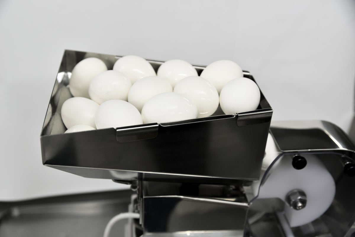 YAMATO GOLDEN EGG 業務用機器　卵殻剥き機 ゴールデンエッグ｜半熟卵の自動殻剥き機｜大和製作所