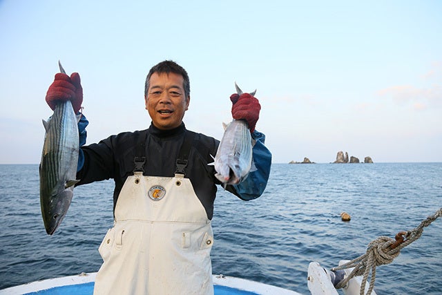 台風9号で定置網が壊滅。それでもこの海で、親子で漁業を続けたい