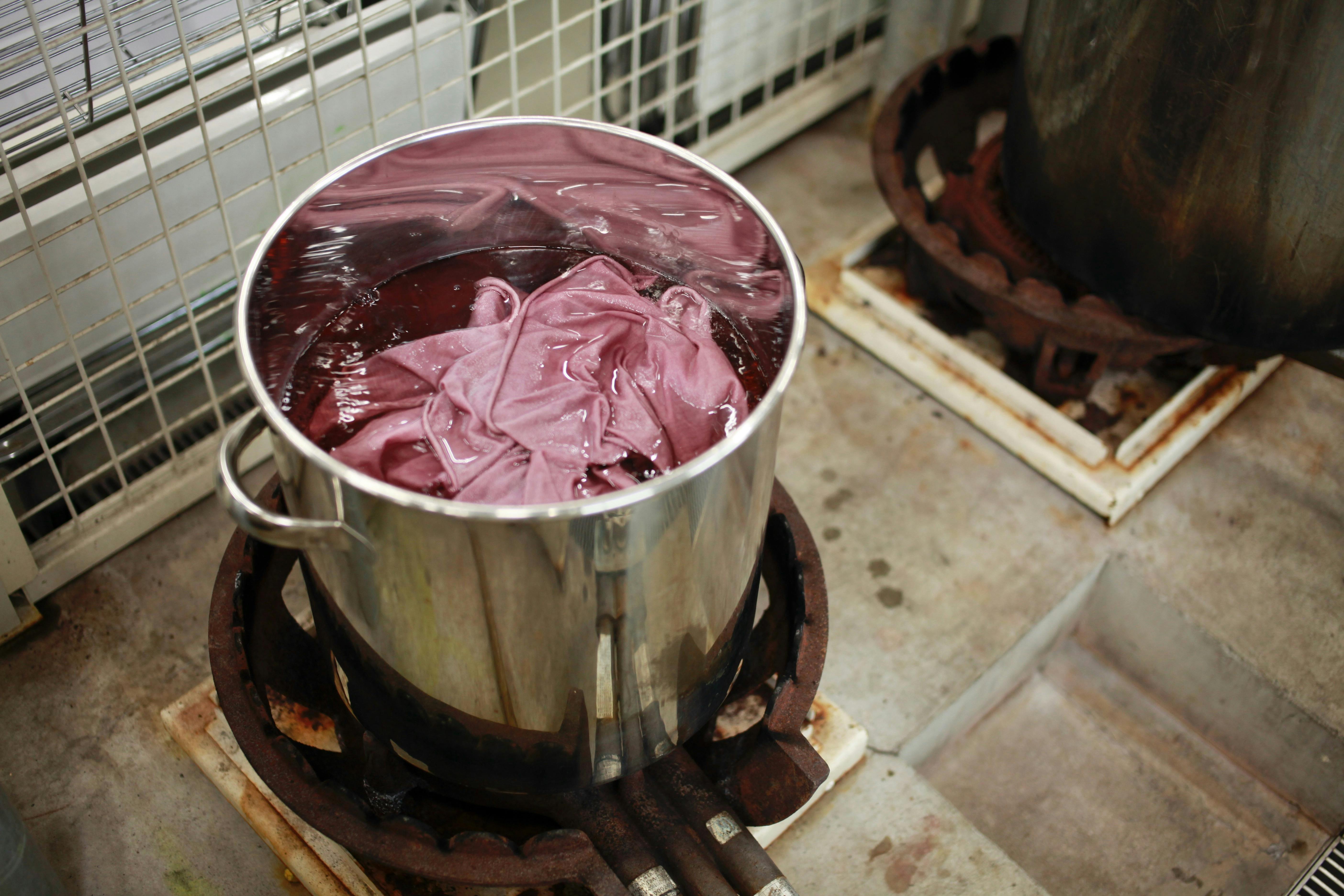 花の美しさと思い出に包まれて 新しい花体験を ご自愛ブランド始まります Campfire キャンプファイヤー