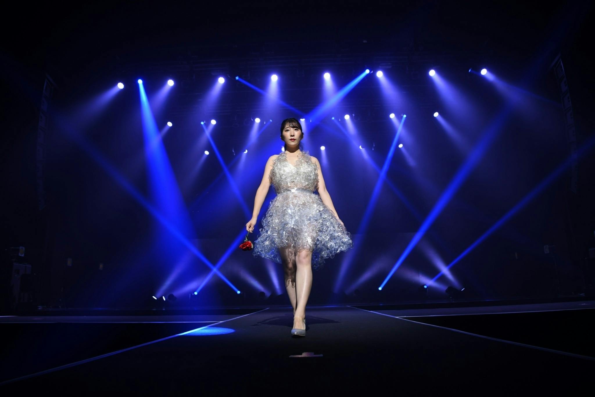 エロ エコで若者に環境問題を発信 Campfire キャンプファイヤー