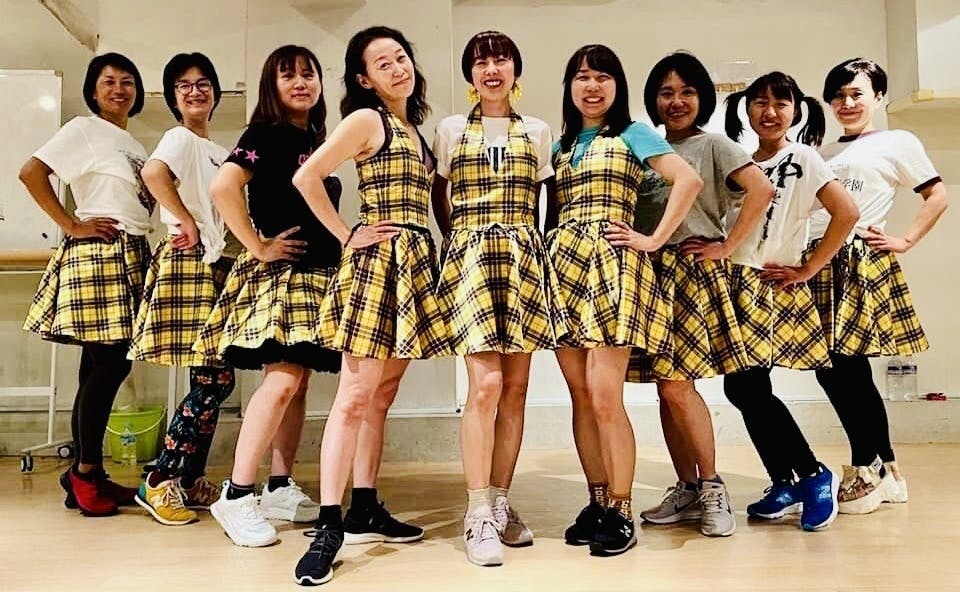 夢を諦めない平均年齢42歳のアイドルグループ 超一流映像制作チームがmv制作 Campfire キャンプファイヤー