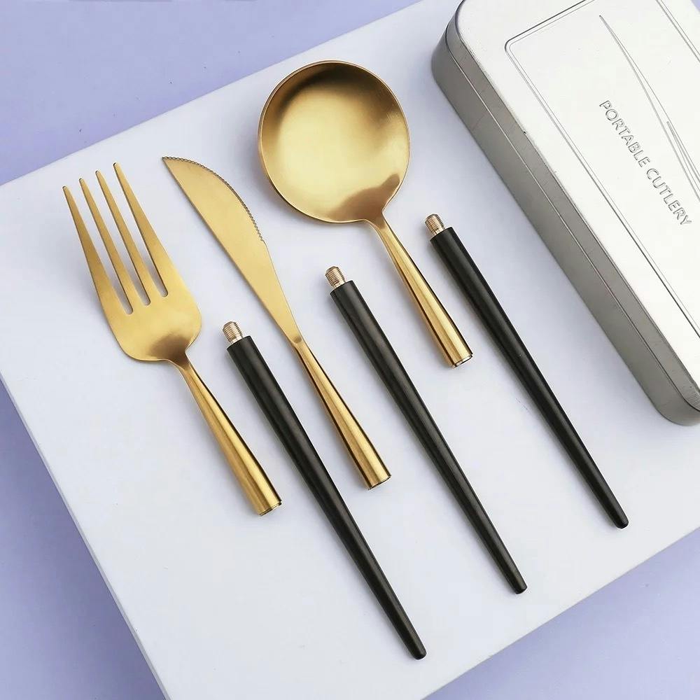 男のアウトドアはミニマム化は必須 ポケットサイズの超コンパクトな食器セット Campfire キャンプファイヤー 男のアウトドアはミニマム化は必須 ポケットサイズの超コンパクトな食器セット Campfire キャンプファイヤー