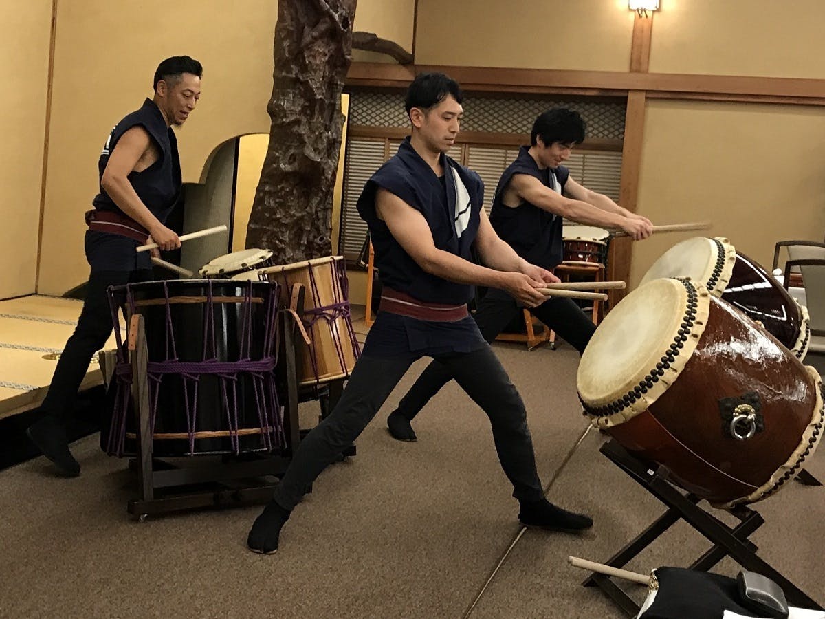 伝統芸能を守れ コロナ禍で仕事がない和楽器奏者を支援する配信プロジェクト Campfire キャンプファイヤー 伝統芸能を守れ コロナ禍で仕事がない和楽器奏者を支援する配信プロジェクト Campfire キャンプファイヤー