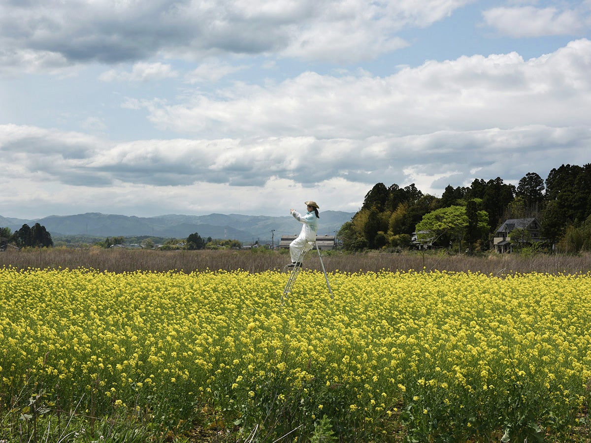 原発事故からの10年。福島の写真集「Blue Persimmons」を出版します