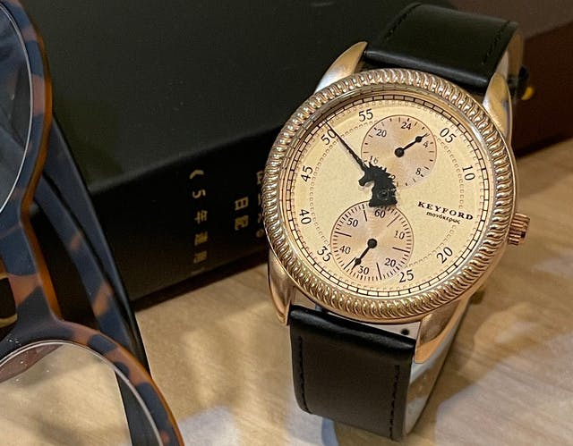 羨望のレギュレーター時計 国産24時間時計で登場 一角獣針が刻を告げる Campfire キャンプファイヤー 羨望のレギュレーター時計 国産24時間時計で登場 一角獣針が刻を告げる Campfire キャンプファイヤー