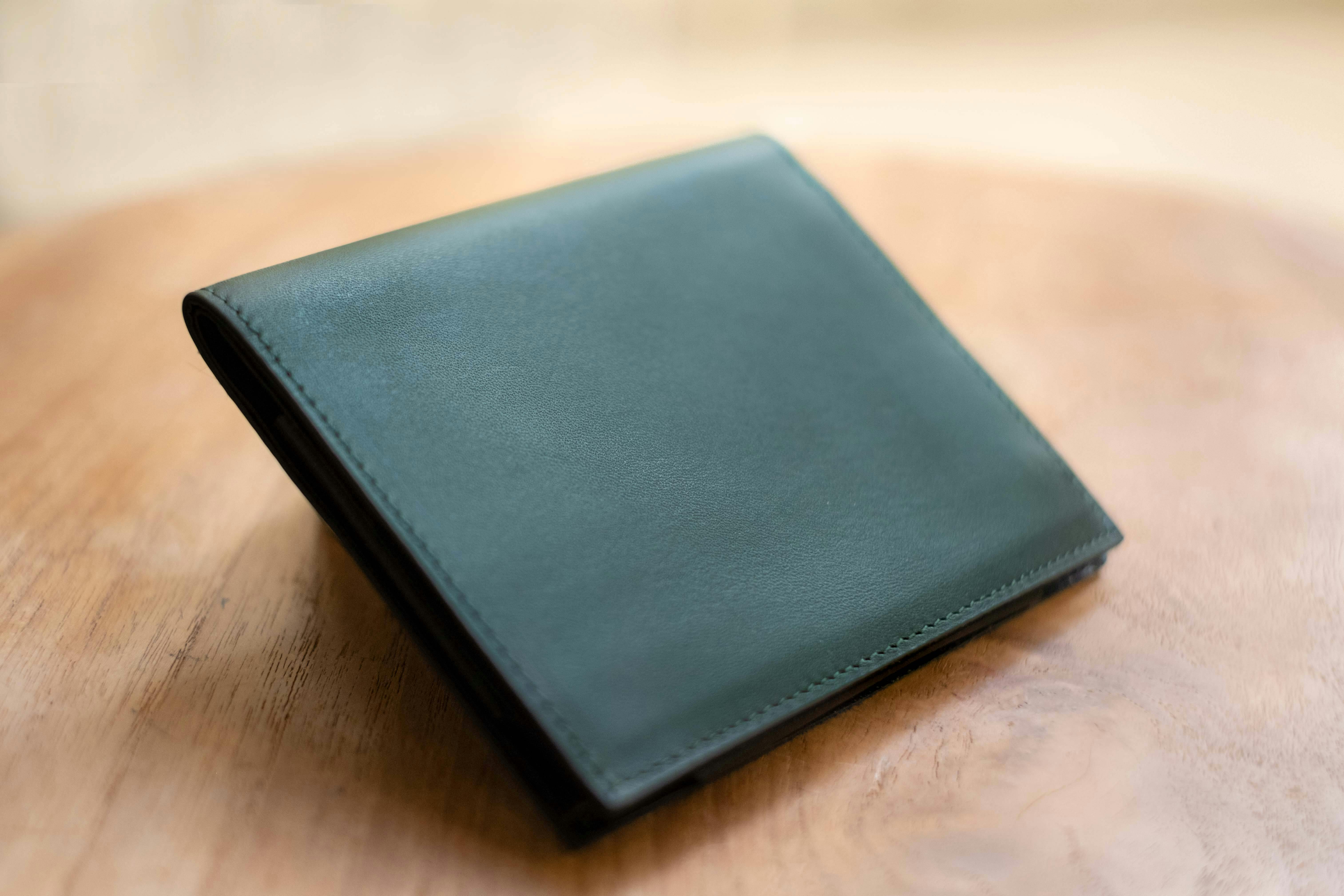 極薄6ミリ！全面レザー採用の超薄型財布「Tenuis3 Leather TL