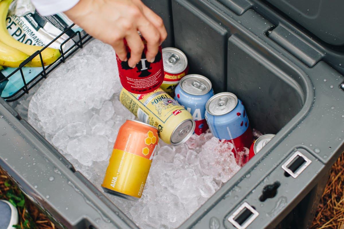 炎天下で氷を最大8日間キープ 超密封ハードボディで保冷力抜群のクーラーボックス Campfire キャンプファイヤー 炎天下で氷を最大8日間キープ 超密封ハードボディで保冷力抜群のクーラーボックス Campfire キャンプファイヤー