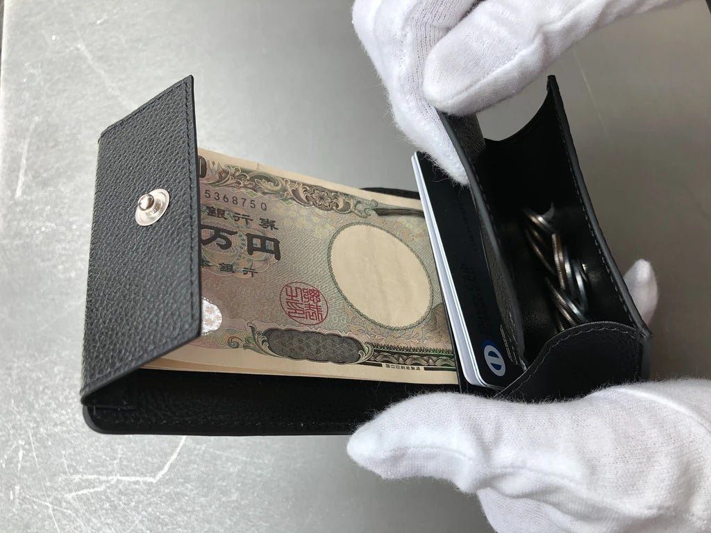 クロコダイル マットクロコ 二つ折り 財布 ウォレット ミニ財布 ミニマル財布 ブラック ヒマラヤ 二つ折り 折財布