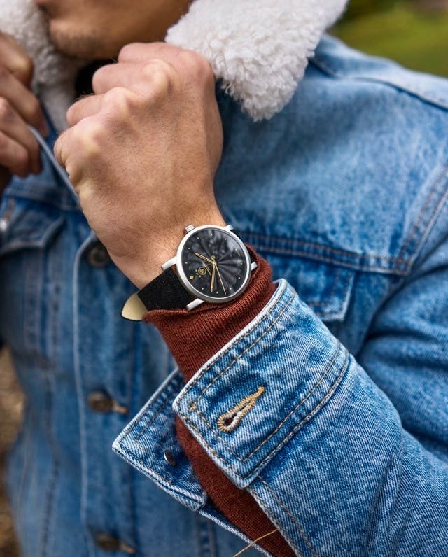 大人気最新作スイス製　バブアー社　腕時計 時計