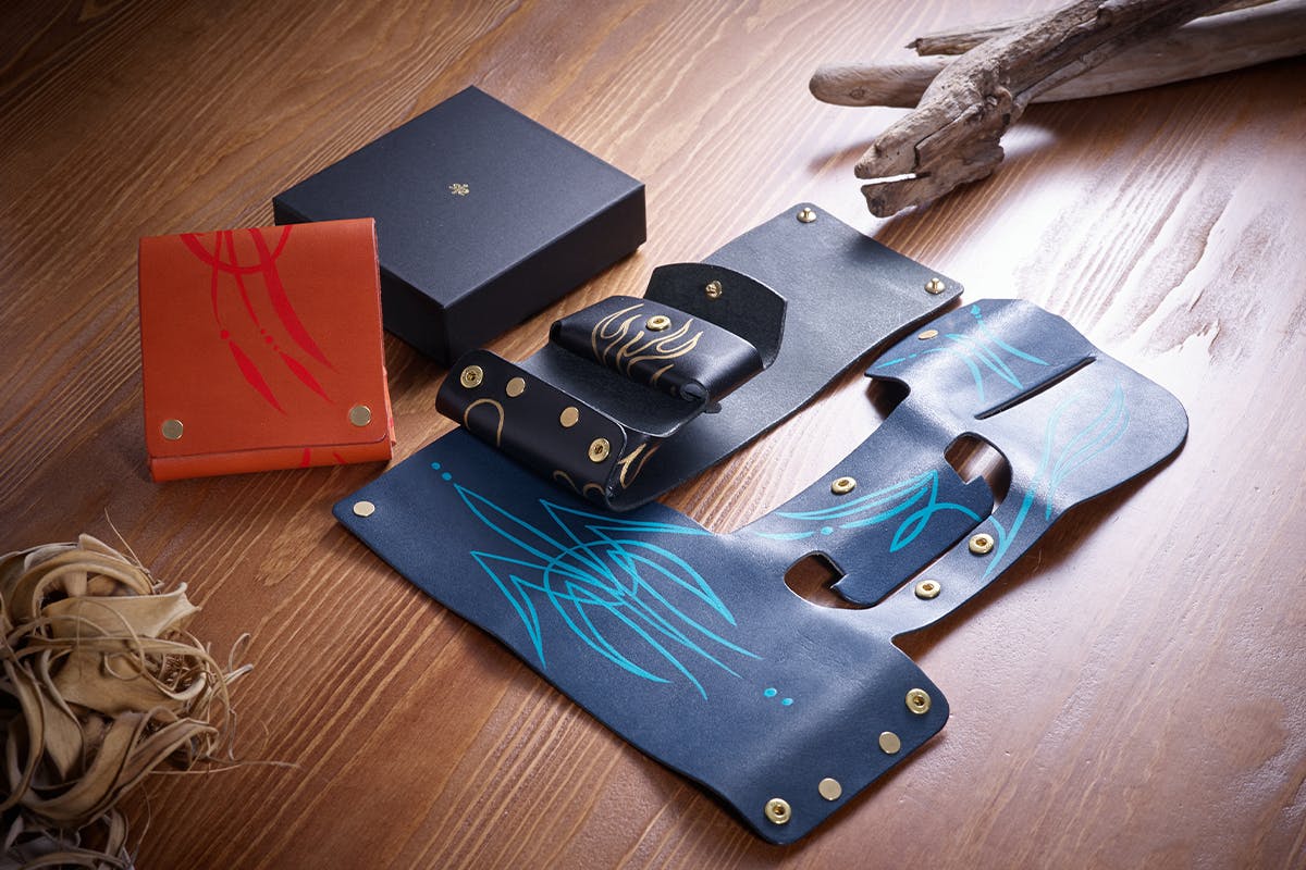 広がる財布にピンストライプの彩りを メフィスト Sai2 Campfire キャンプファイヤー 広がる財布にピンストライプの彩りを メフィスト Sai2 Campfire キャンプファイヤー