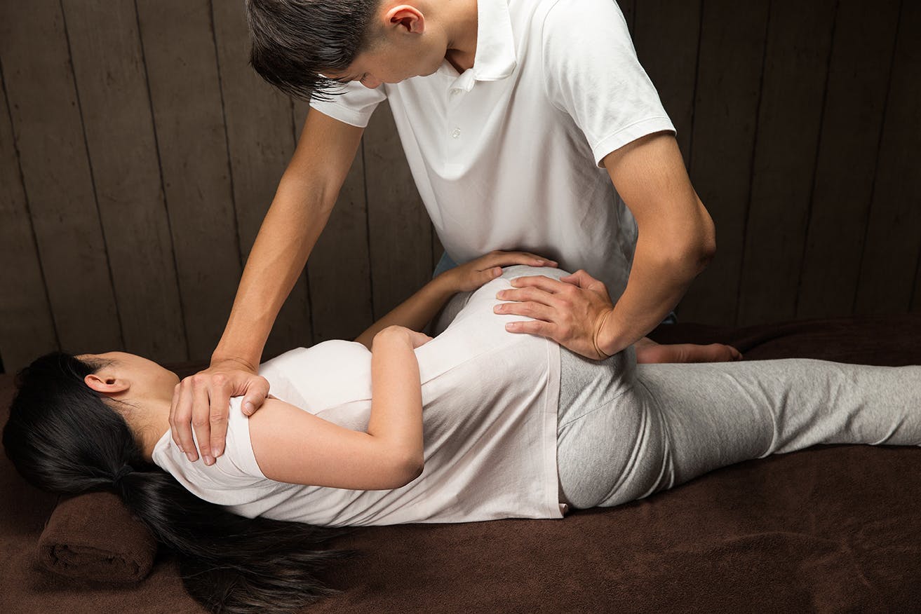 デスクワークの人に使ってほしい 寝るだけで12種の整体を再現するボール Campfire キャンプファイヤー デスクワークの人に使ってほしい 寝るだけで12種の整体を再現するボール Campfire キャンプファイヤー