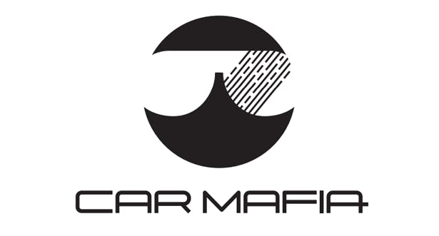 1秒で車の日差しを防ぐ】引っ張るだけのロール式!CARMAFIA