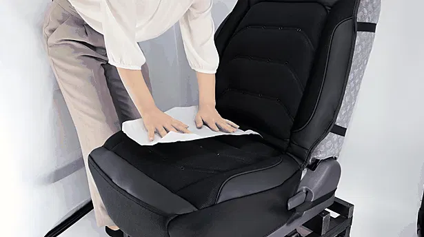 シートカバーが究極進化 後付感のない機能性シートカバー 涼しく温かいを実現 Campfire キャンプファイヤー シートカバーが究極進化 後付感のない機能性シートカバー 涼しく温かいを実現 Campfire キャンプファイヤー