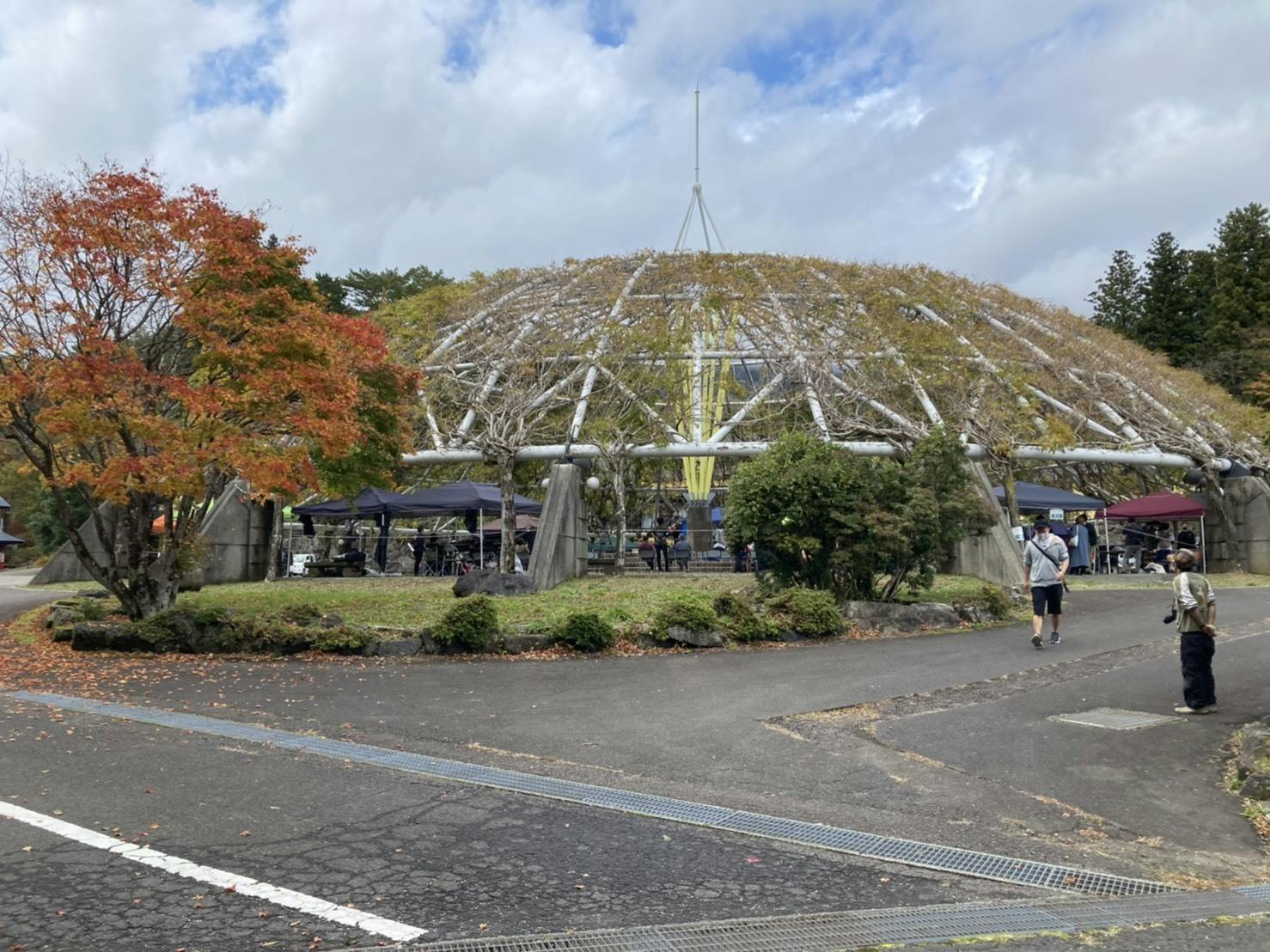 Music Food Drink 音楽と飲食の力で新居浜市を盛り上げる Campfire キャンプファイヤー Music Food Drink 音楽と飲食の力で新居浜市を盛り上げる Campfire キャンプファイヤー
