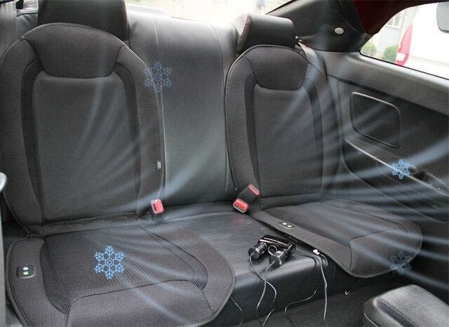 冷却ジェルと8つのファンで暑い夏のカーシートを涼しく爽やかに シートクーラー Campfire キャンプファイヤー 冷却ジェルと8つのファンで暑い夏のカーシートを涼しく爽やかに シートクーラー Campfire キャンプファイヤー