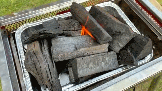 キャンプ アウトドアの火付け役 Fire Guardなら放置して置くだけ着火 Campfire キャンプファイヤー