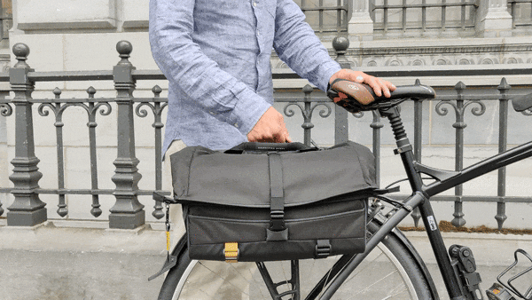 自転車に装着！サイクリングが快適になる機能とデザインを備えたメッセンジャーバッグ