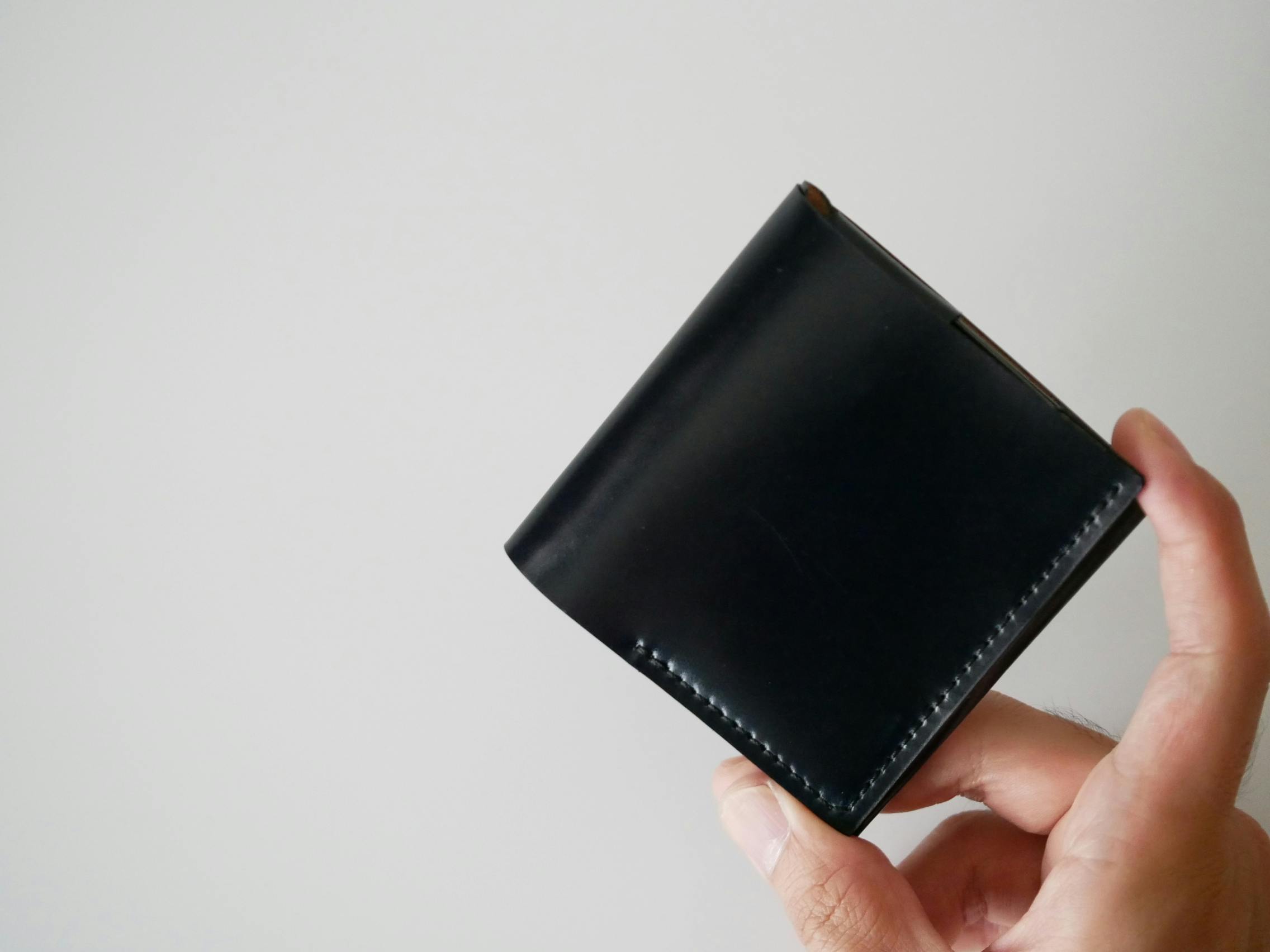 折り財布史上最薄、最小に挑んだコードバン財布「usuha3」 - CAMPFIRE