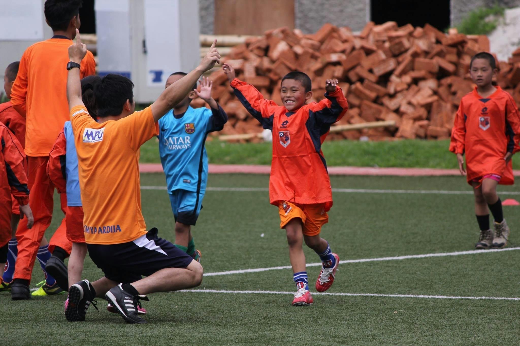 クーデターで社会崩壊 苦しむミャンマーの子供たちに夢を あのサッカー世界大会に Campfire キャンプファイヤー クーデターで社会崩壊 苦しむミャンマーの子供たちに夢を あのサッカー世界大会に Campfire キャンプファイヤー