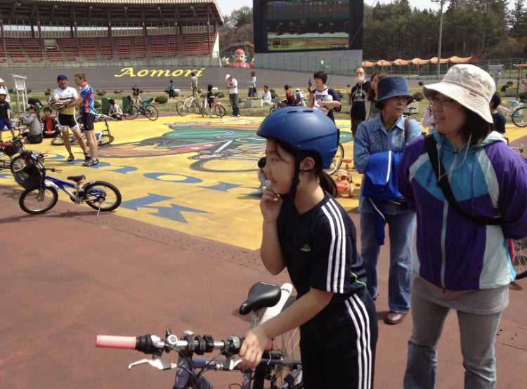 雪国青森発 自転車競技応援プロジェクト 女子高生と父の夢のために Campfire キャンプファイヤー