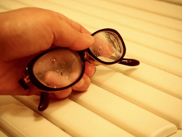 塗るだけでコーティング可能!眼鏡の強い味方「CREAR COATING」