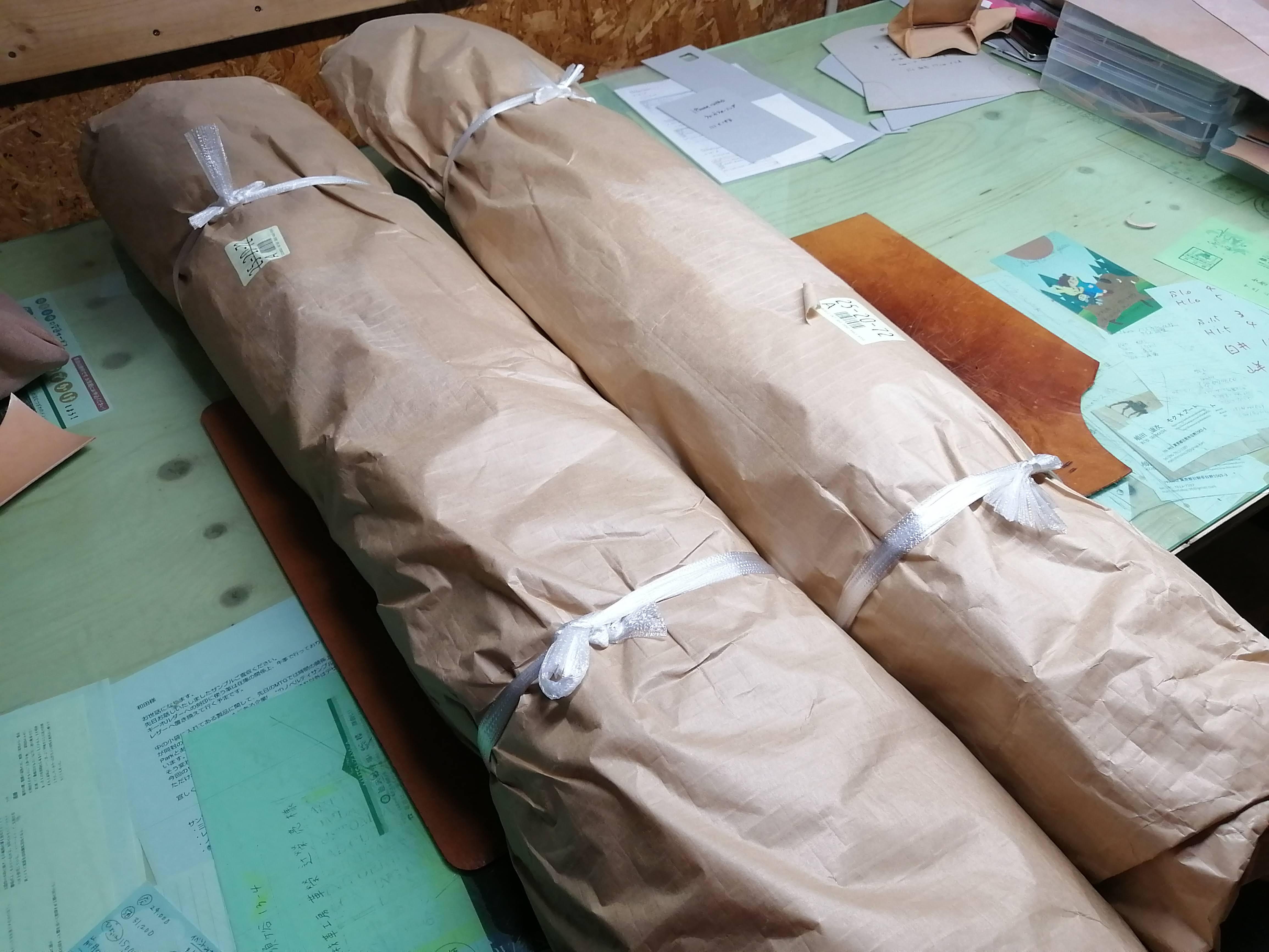 チバレザー　梱包状態　荷姿