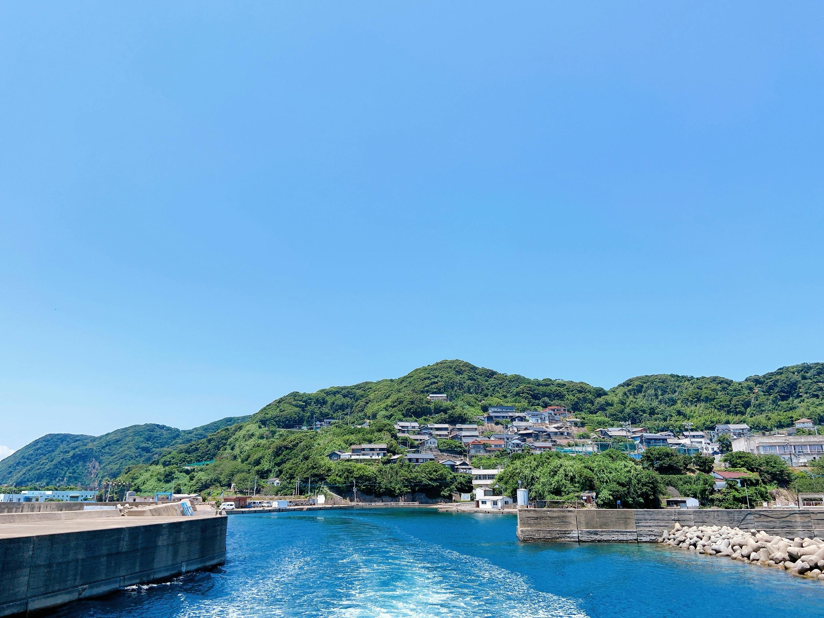 佐賀県最北端の加唐島で絶品 島椿ピザ と 石臼コーヒー を堪能してもらいたい Campfire キャンプファイヤー 佐賀県最北端の加唐島で絶品 島椿ピザ と 石臼コーヒー を堪能してもらいたい Campfire キャンプファイヤー