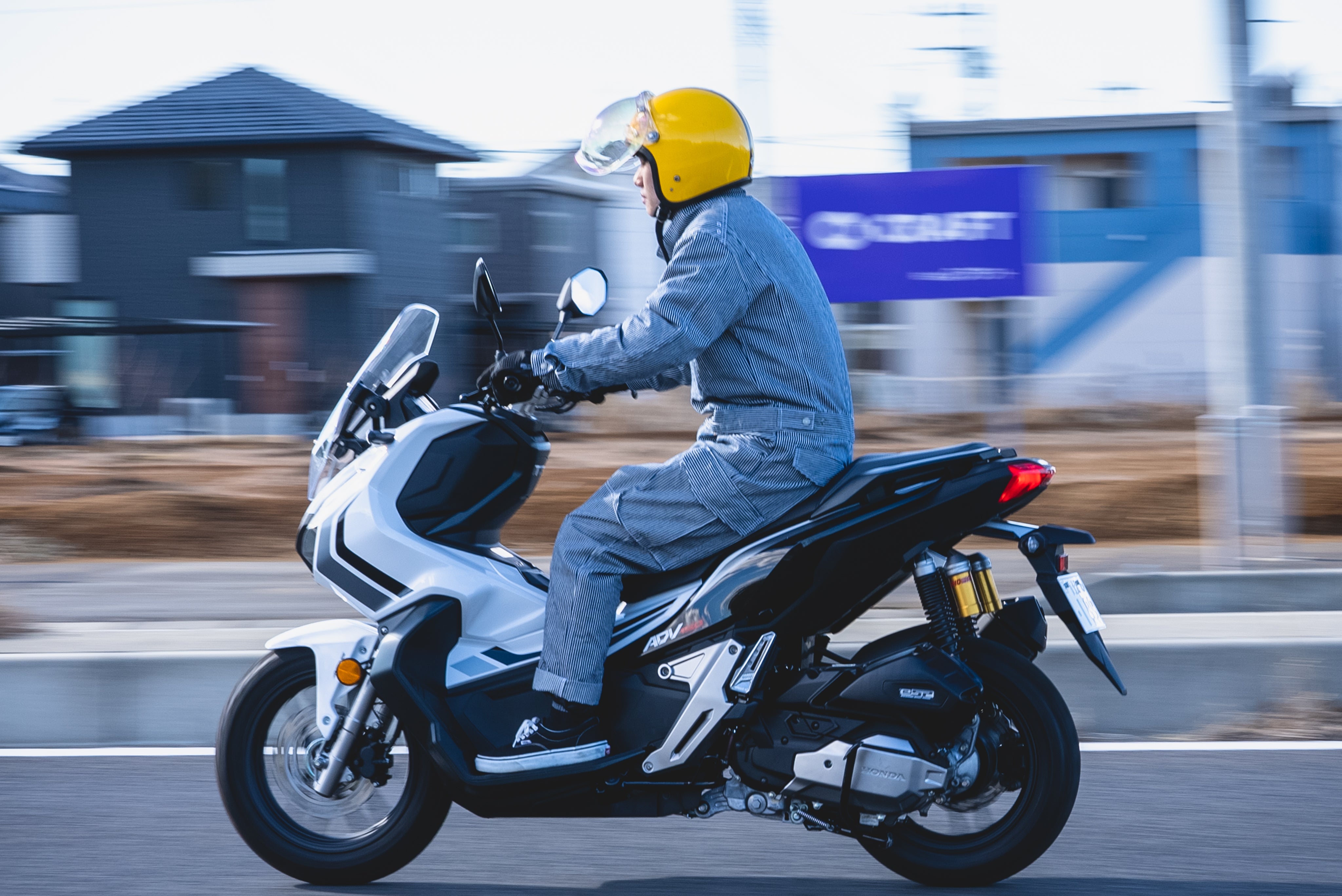 日本一周バイク旅から生まれた【ツーリングを最適化するライダー専用