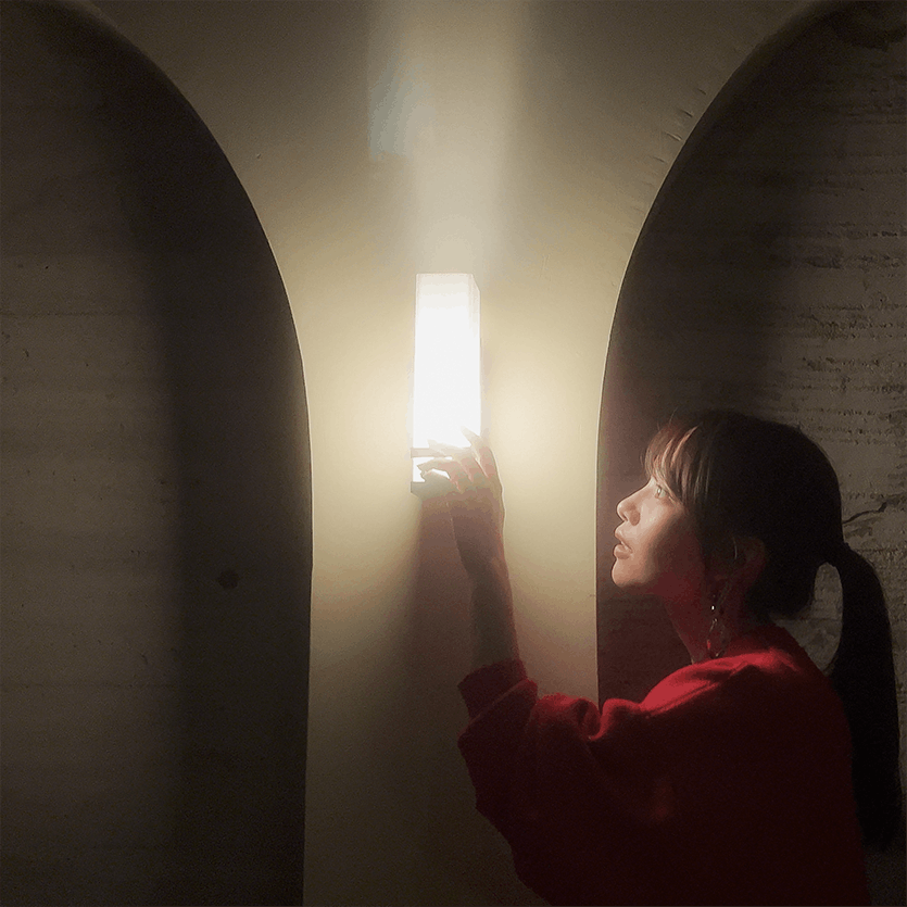 映画のようなタッチ で写真をエモくする スマホカメラ用ブラックミストフィルター Campfire キャンプファイヤー 映画のようなタッチ で写真をエモくする スマホカメラ用ブラックミストフィルター Campfire キャンプファイヤー