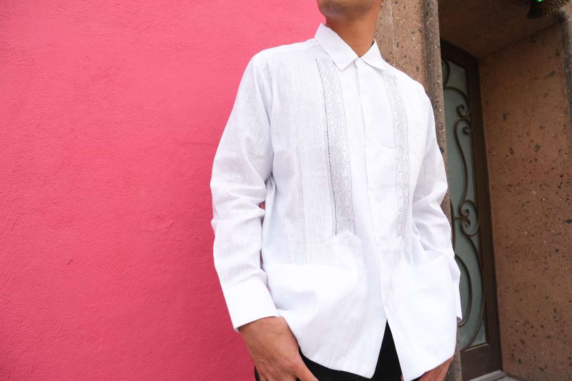 本格派グアジャベラシャツ！伝統的なメキシコのものづくりを応援したい