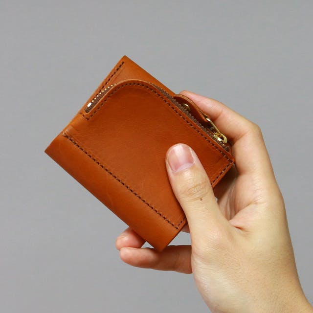 財布×キーケース」スマートキーも入るコンパクト三つ折り財布 『アンブルジェ2』 - CAMPFIRE (キャンプファイヤー)