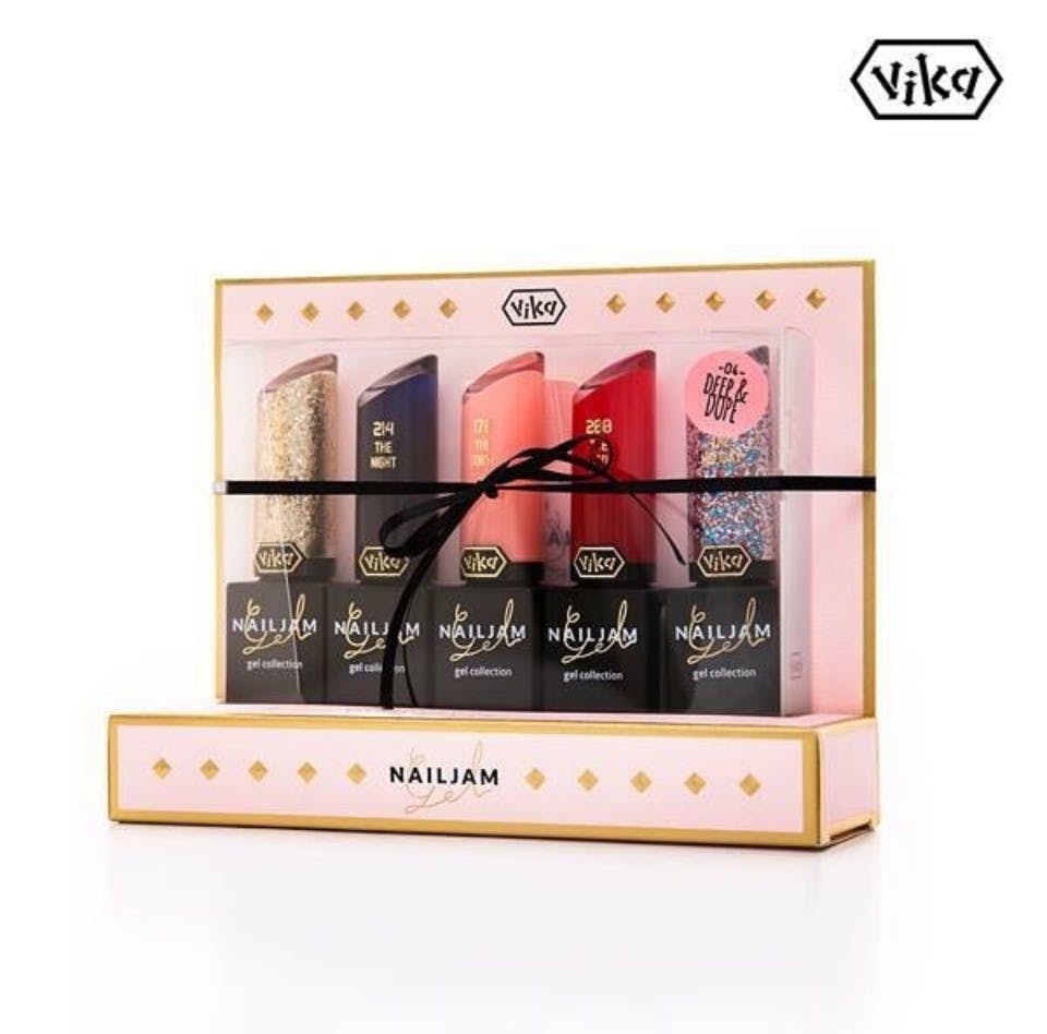 １６名集まると自分のオリジナル商品が製造からグローバル販売まで出来る Campfire キャンプファイヤー