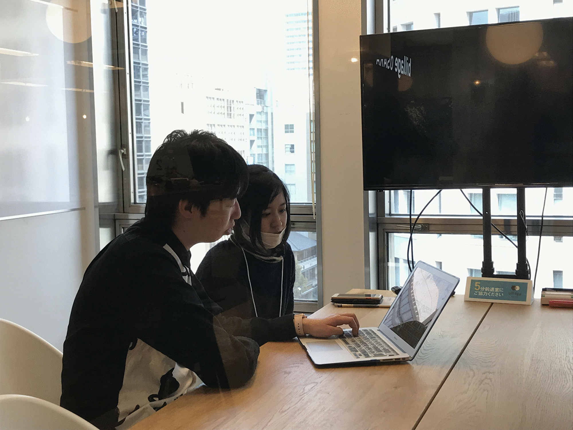 発達障害者の職場でのコミュニケーションを改善して働きやすい環境を作る Campfire キャンプファイヤー