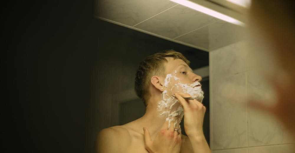 ドイツナイフ名門のシェーバー 一生モノの極上深剃りで青ヒゲ防止 清潔感キープ Campfire キャンプファイヤー ドイツナイフ名門のシェーバー 一生モノの極上深剃りで青ヒゲ防止 清潔感キープ Campfire キャンプファイヤー