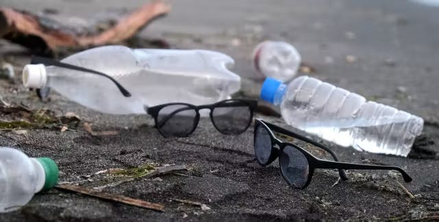 メガネの鯖江発 偏光 調光 Uvが1つに アウトドアサングラスsorge Re Campfire キャンプファイヤー メガネの鯖江発 偏光 調光 Uvが1つに アウトドアサングラスsorge Re Campfire キャンプファイヤー