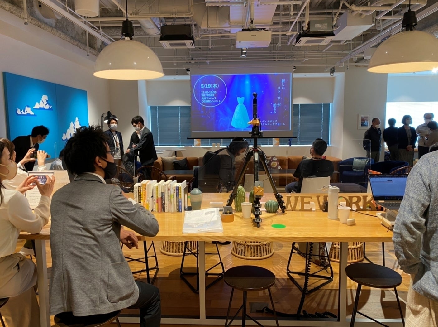 「オッペン化粧品」さまのパネルディスカッションのようす