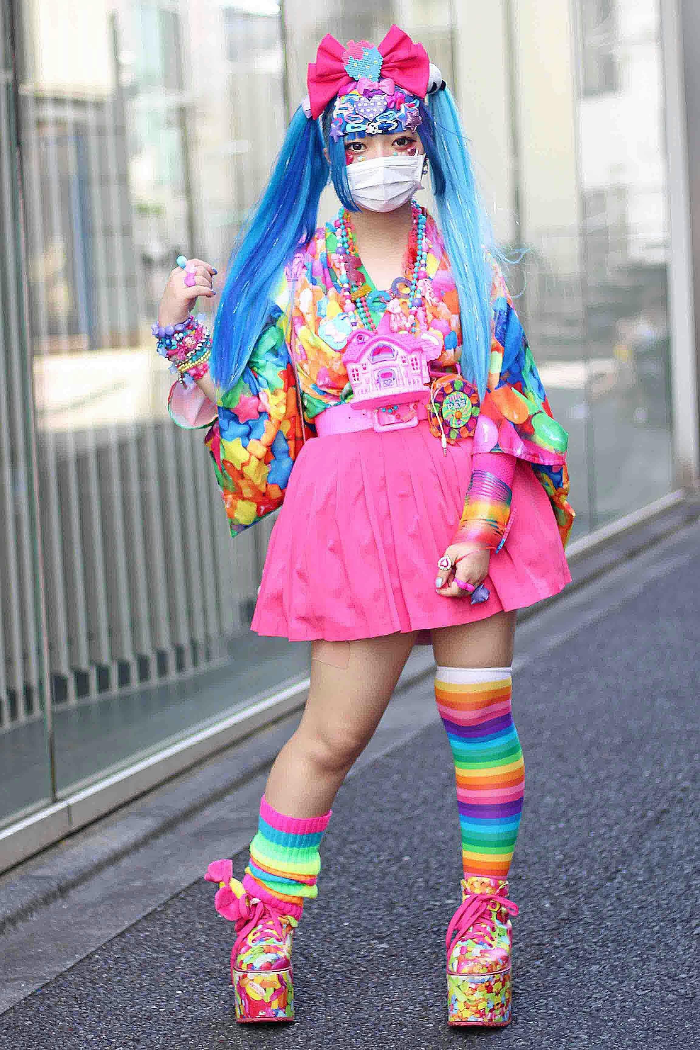 原宿発 令和のカワイイ 原宿系ファッションの進化形 デコラ写真集 制作 Campfire キャンプファイヤー 原宿発 令和のカワイイ 原宿系ファッションの進化形 デコラ写真集 制作 Campfire キャンプファイヤー