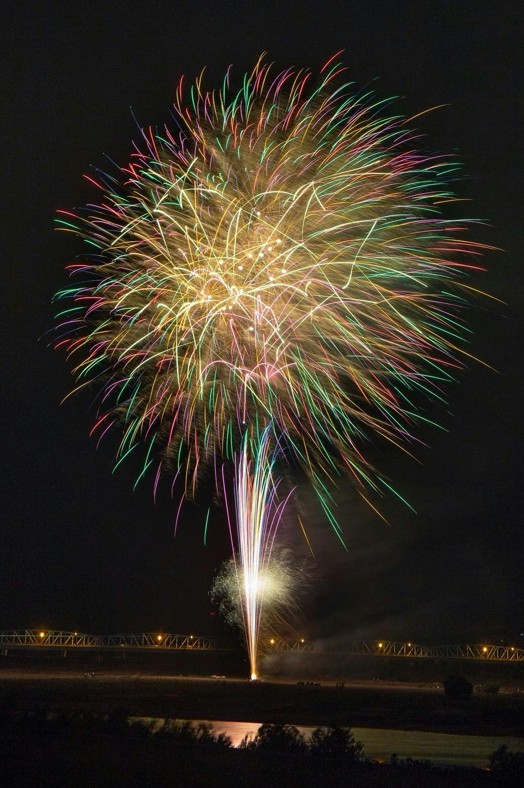 12 24 月 祝 開催 静岡県島田市のクリスマスイブ花火をイベント化したい Campfire キャンプファイヤー