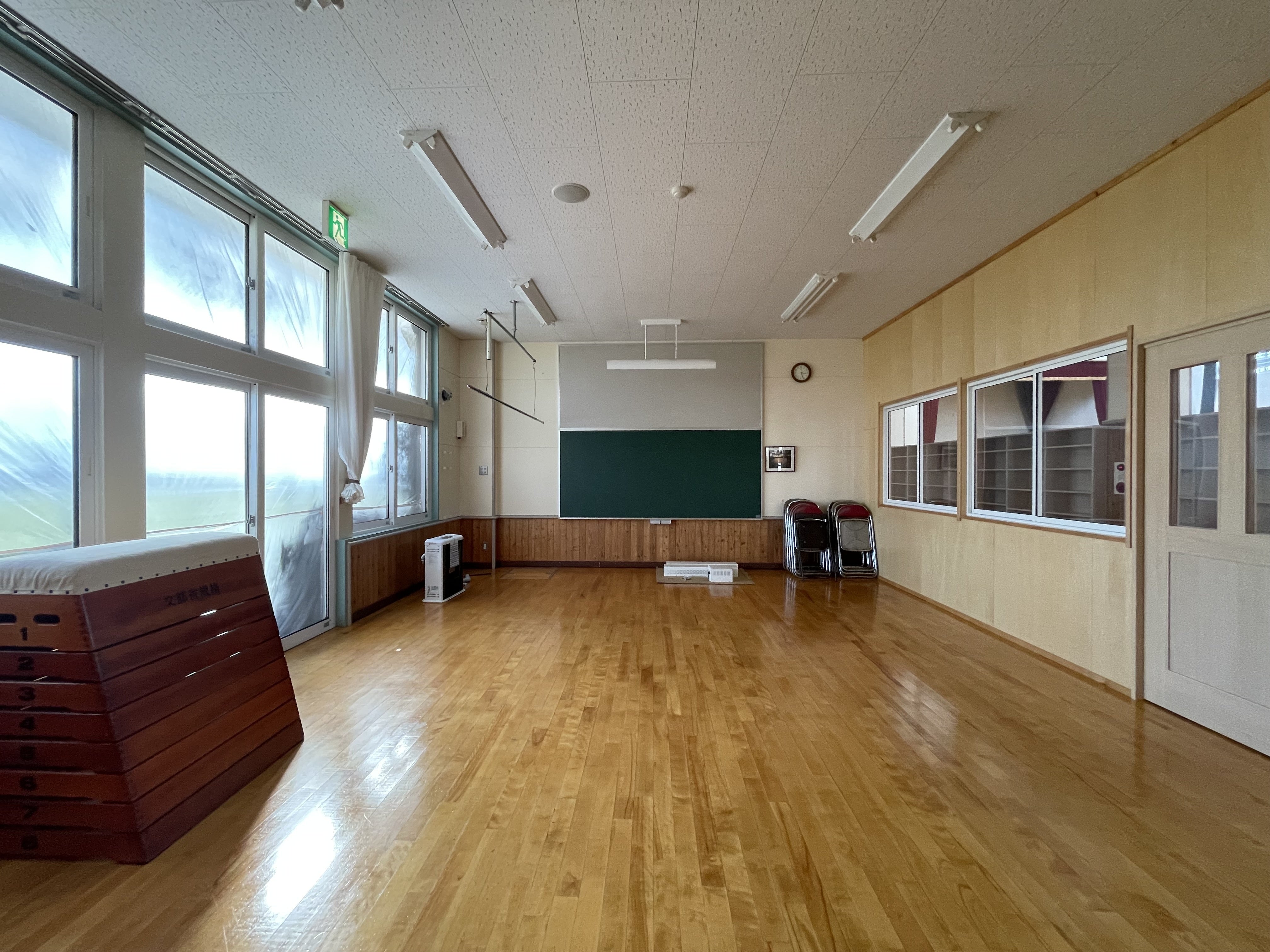 廃校活用 ! 『 小さな町に初のギャラリーづくり』で 地域活性、 明るい過疎化! - CAMPFIRE (キャンプファイヤー)