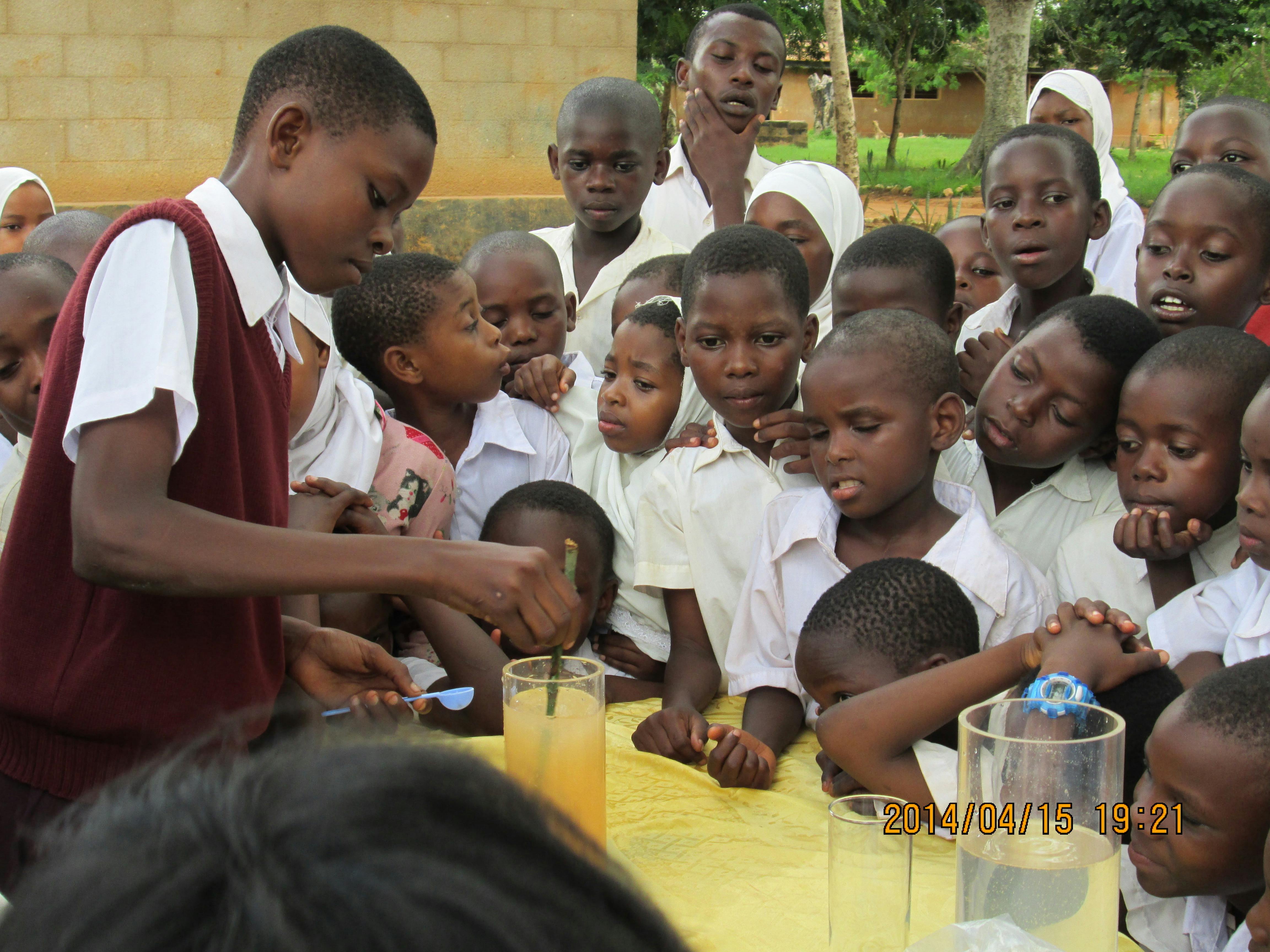 納豆のネバネバ成分を使用した浄化剤で世界中に安全な水を届けたい Campfire キャンプファイヤー 納豆のネバネバ成分を使用した浄化剤で世界中に安全な水を届けたい Campfire キャンプファイヤー