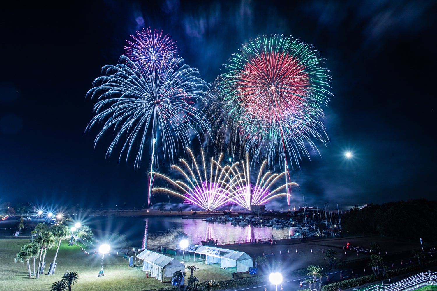 みやざきシーサイド芸術花火22応援企画 Campfire キャンプファイヤー みやざきシーサイド芸術花火22応援企画 Campfire キャンプファイヤー
