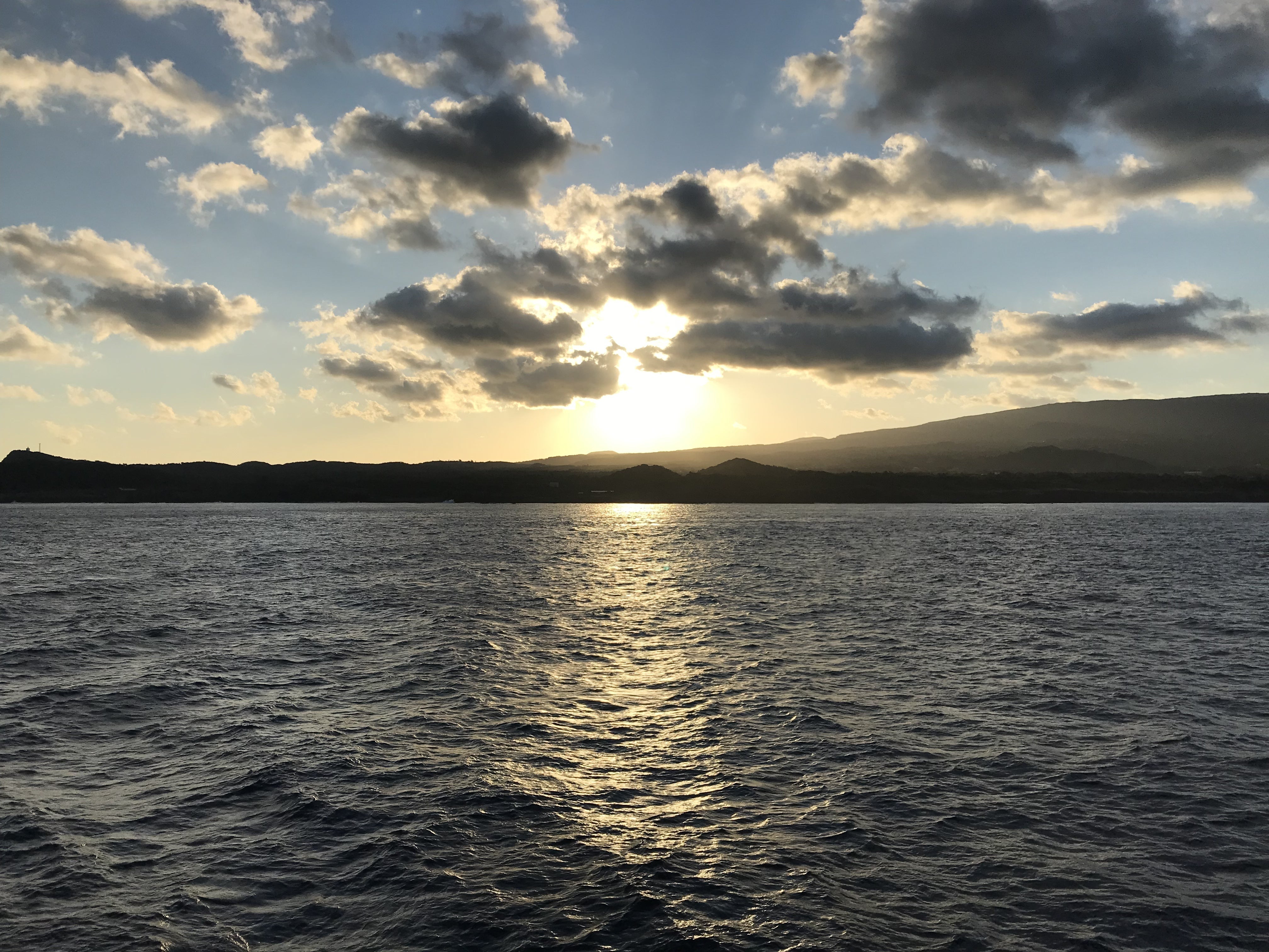 伊豆大島の朝日