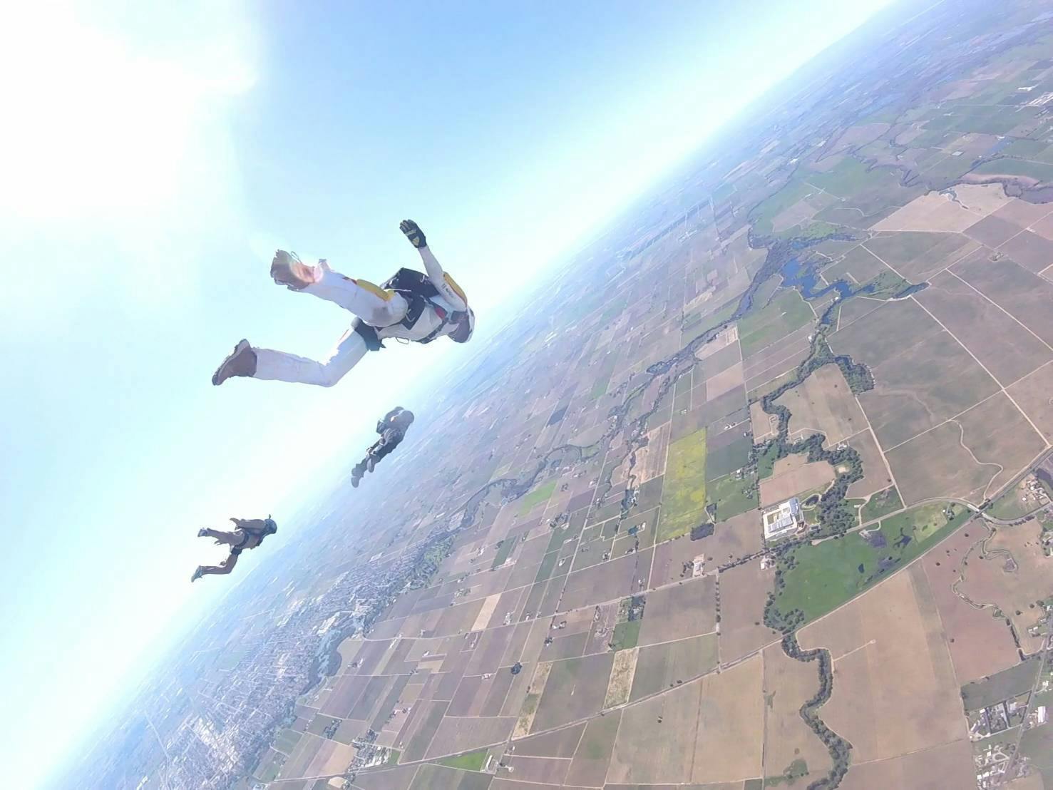 日本最年少ウイングスーツパイロットを目指し アメリカで飛行技術を学びたい Campfire キャンプファイヤー 日本最年少ウイングスーツパイロットを目指し アメリカで飛行技術を学びたい Campfire キャンプファイヤー