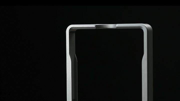 【次世代フレーム型】 両面からカードを出し入れできる！軽量で丈夫なアルミ製6枚収納カードケース | NIUM CLASSIC