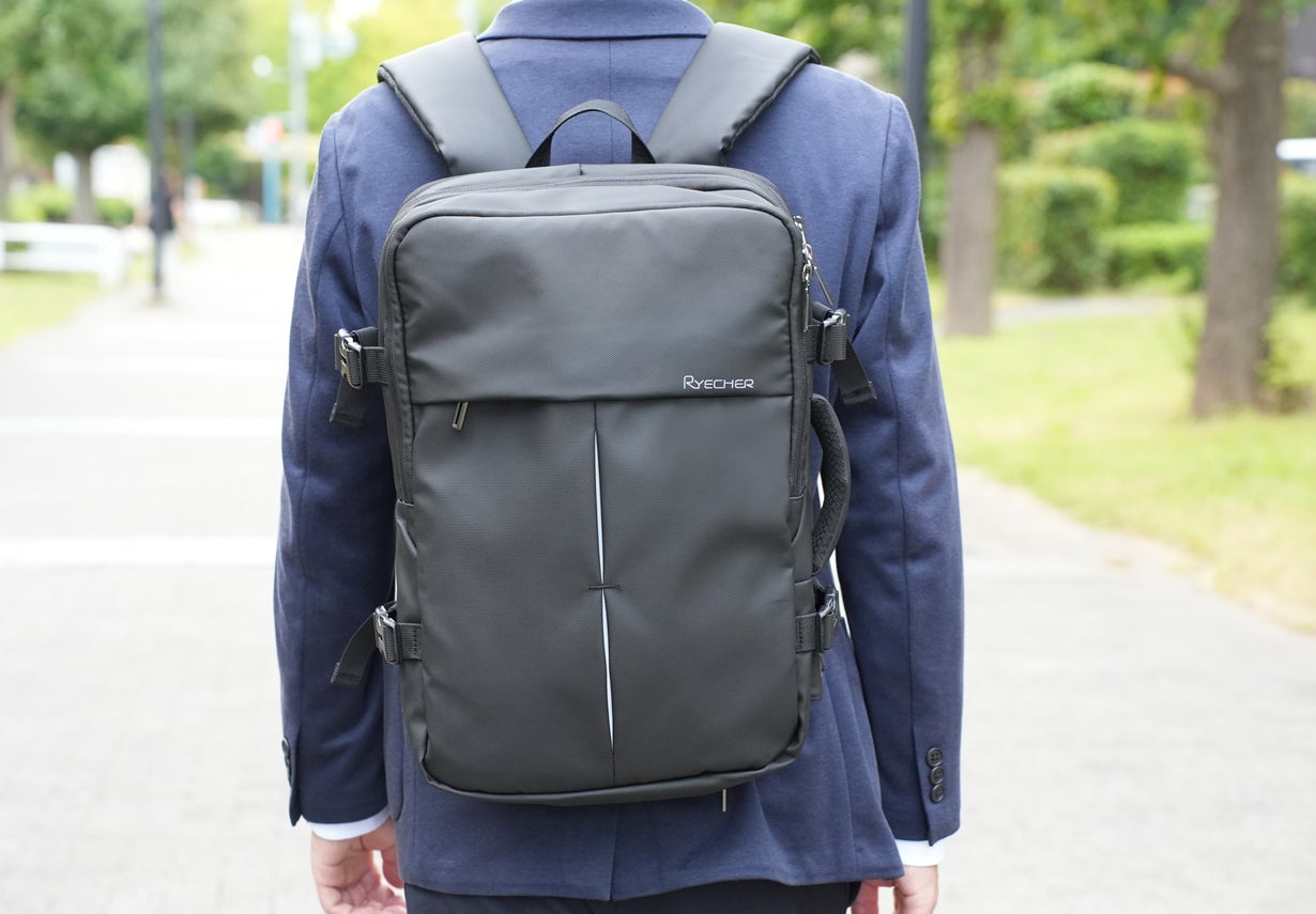 日曜まで！　CAMPEリュック　バックパック 大容量＆多機能リュックで移動さえも快適に！ビジネス用の背負うスーツ