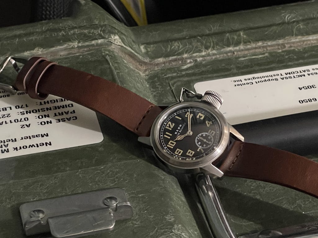 1940年代の名作USミリタリーウォッチを2種復刻:Buships Watch