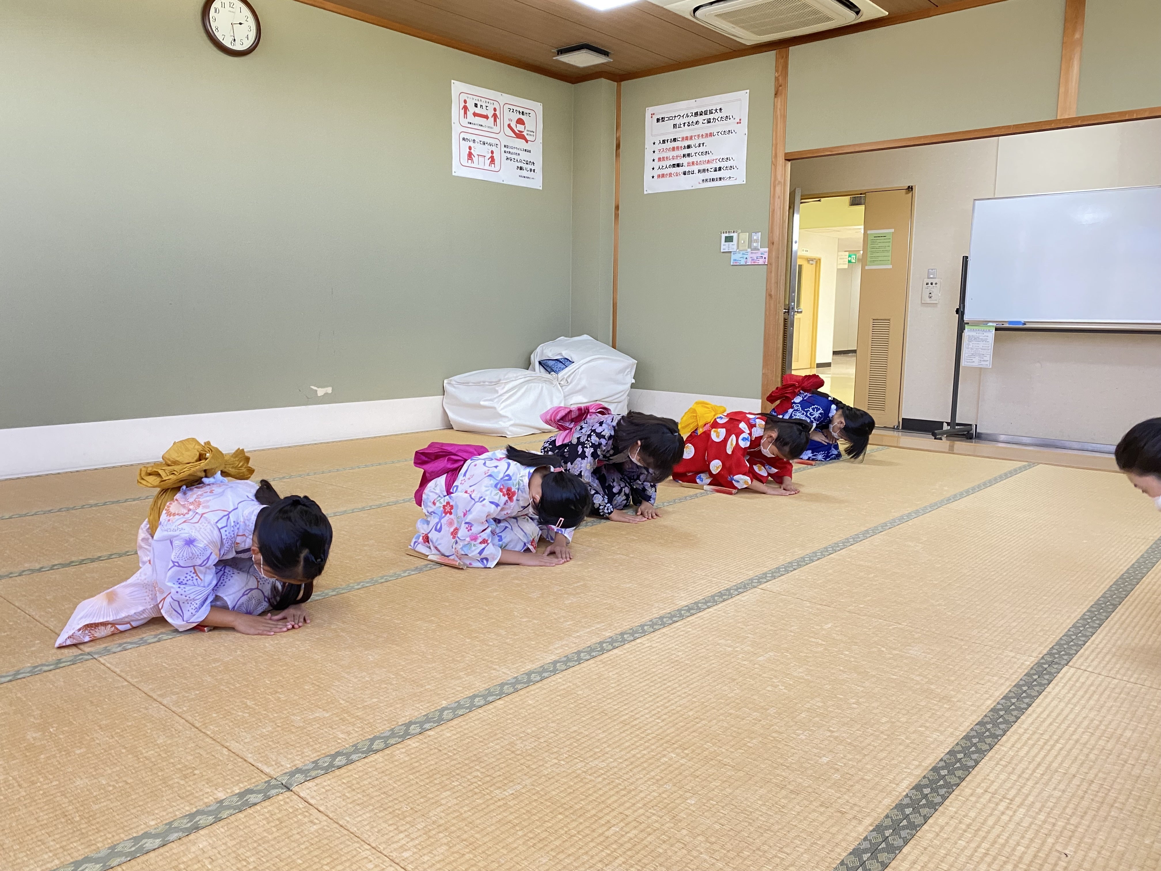 体験教室のお稽古風景