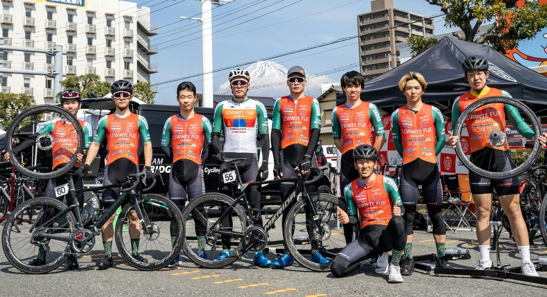 富士山麓から世界へ、地域密着型自転車チーム【レバンテフジ静岡】欧州への挑戦！ - CAMPFIRE (キャンプファイヤー)